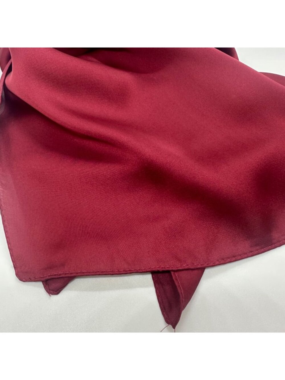 ✨Elegant Bandana Square Silky Scarf Burgundy Solid Soft Wrap Versatile Shawl New - Picture 3 of 5